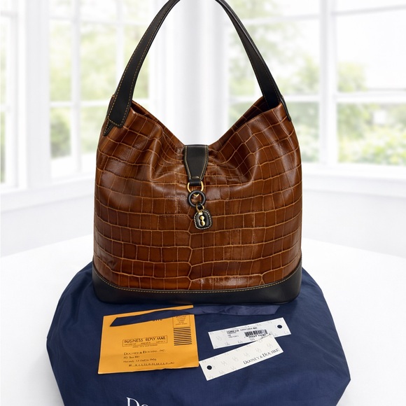 Dooney & Bourke Handbags - Dooney & Bourke Tan Crocodile Hobo Bag GUC